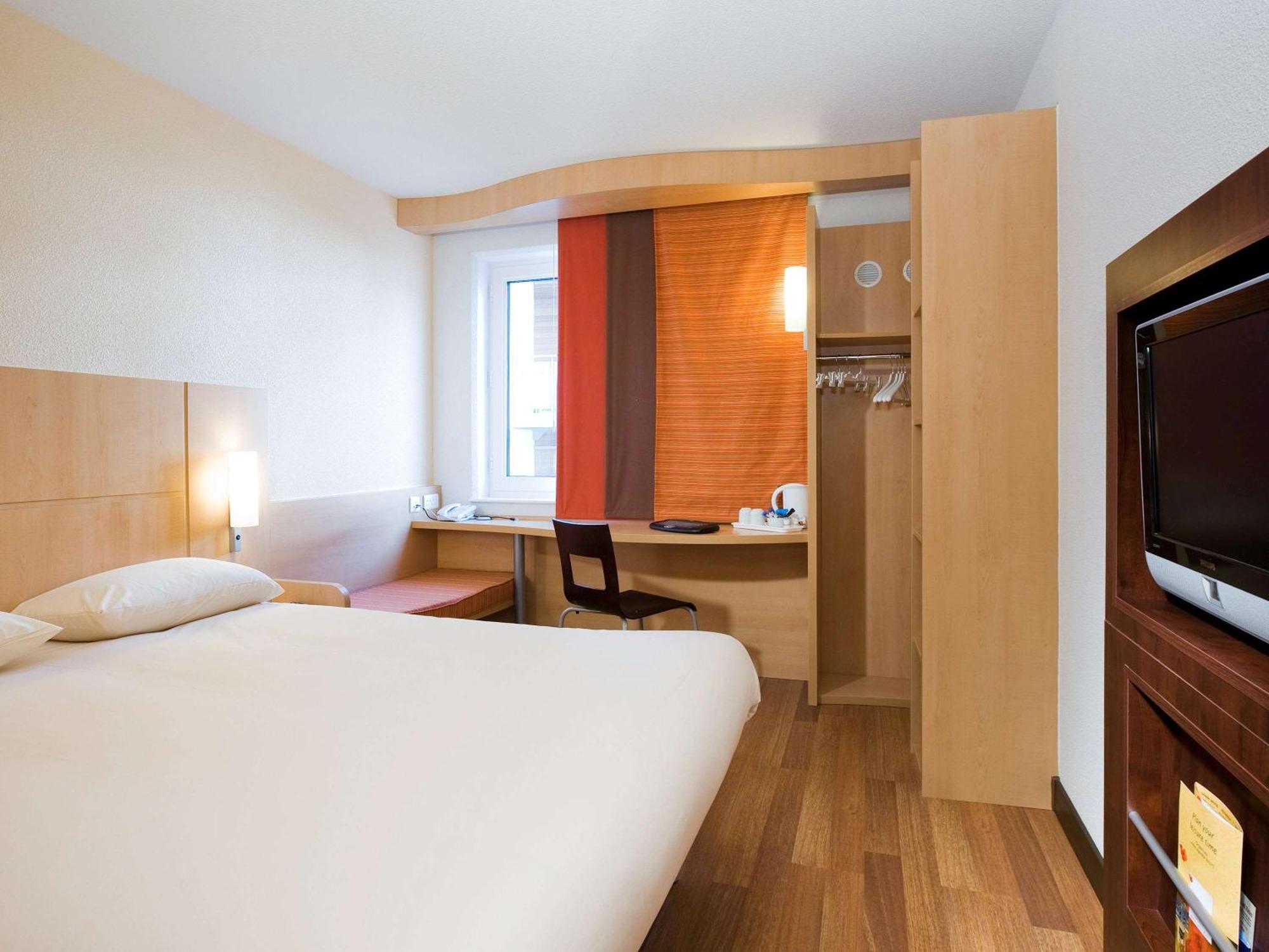 Ibis Temple Meads Hotel Bristol