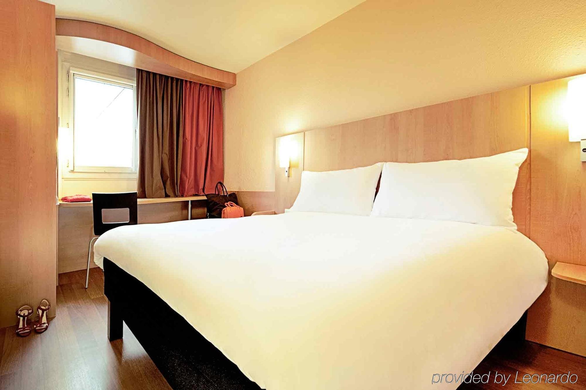 Ibis Temple Meads 3* Бристоль
