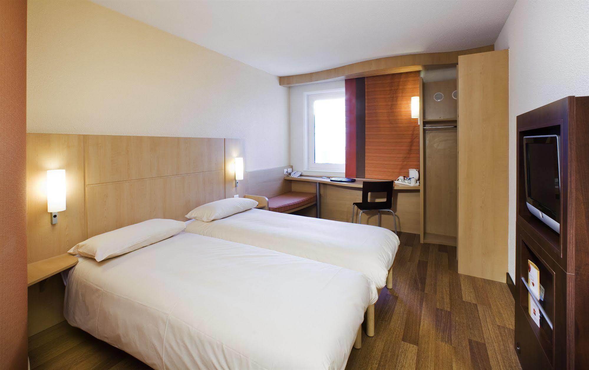 Отель Ibis Temple Meads 3*