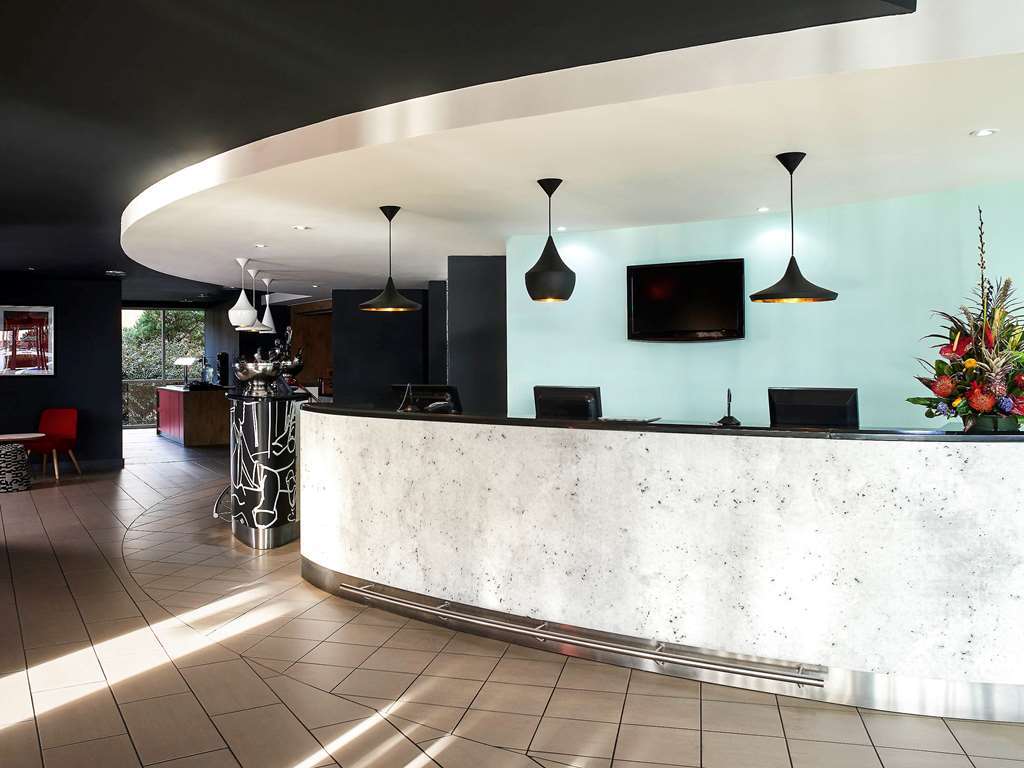 Ibis Temple Meads Бристоль